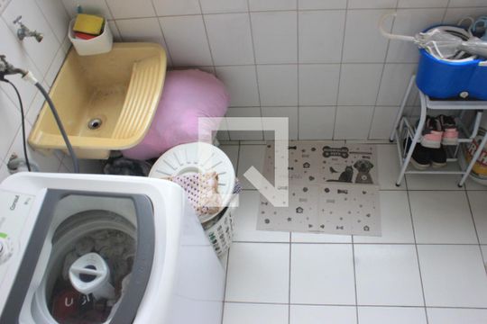 Área de serviço/ Lavanderia de apartamento à venda com 2 quartos, 70m² em Vila Rosália, Guarulhos