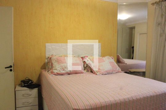 Suíte de apartamento à venda com 2 quartos, 70m² em Vila Rosália, Guarulhos