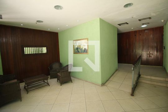 Área comum de apartamento para alugar com 2 quartos, 49m² em Tomás Coelho, Rio de Janeiro