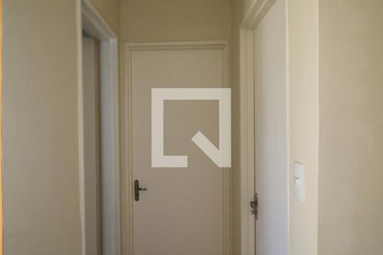 Entrada de apartamento à venda com 2 quartos, 49m² em Tomás Coelho, Rio de Janeiro