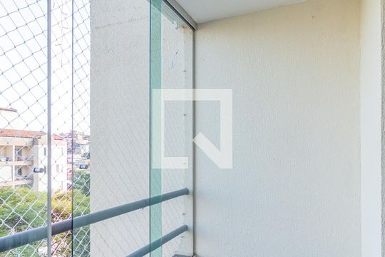 Sacada de apartamento para alugar com 2 quartos, 59m² em Veloso, Osasco