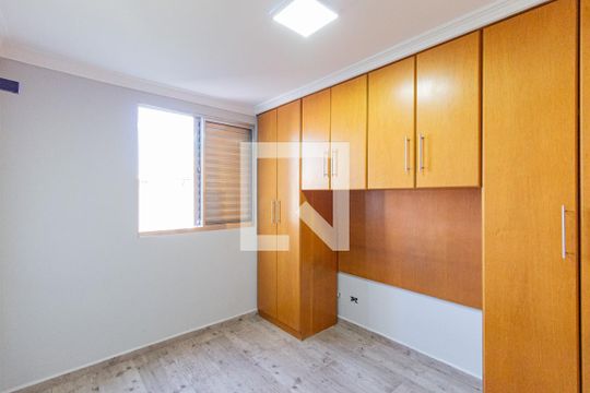 Quarto 1 de apartamento para alugar com 2 quartos, 59m² em Veloso, Osasco