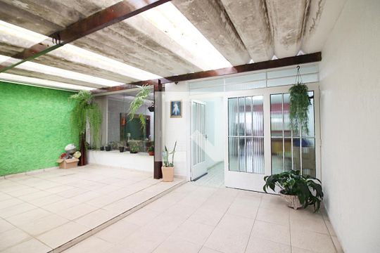 Garagem de casa à venda com 4 quartos, 244m² em Vila Lusitânia, São Bernardo do Campo