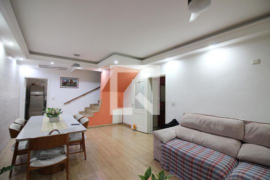 Sala de casa para alugar com 4 quartos, 244m² em Vila Lusitânia, São Bernardo do Campo