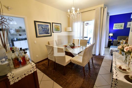 Casa de Condomínio à venda com 4 quartos, 250m² em Caminhos de San Conrado (sousas), Campinas