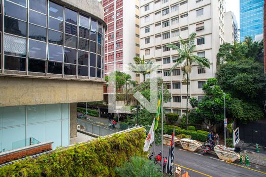 Varanda da Sala - Vista de apartamento para alugar com 1 quarto, 58m² em Consolação, São Paulo