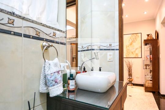 Lavabo de casa à venda com 4 quartos, 357m² em Vila Nova Manchester, São Paulo