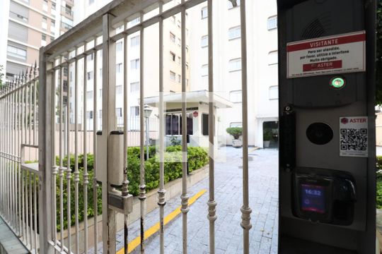 Fachada de apartamento à venda com 2 quartos, 60m² em Alto da Lapa, São Paulo