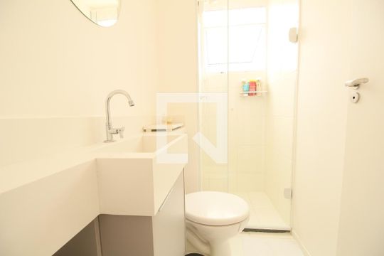 Banheiro de apartamento à venda com 2 quartos, 45m² em Vila Andrade, São Paulo
