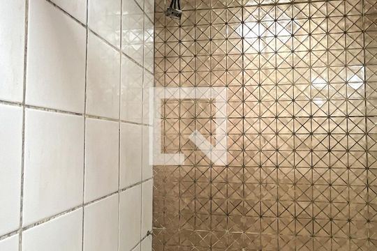 Banheiro de apartamento para alugar com 3 quartos, 50m² em Vila Pirituba, São Paulo