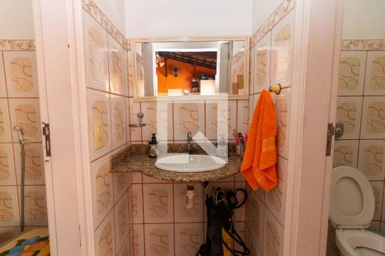 Área comum - banheiros de casa à venda com 3 quartos, 216m² em Vila da Penha, Rio de Janeiro