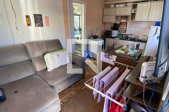 Casa à venda com 3 quartos, 300m² em Rubem Berta, Porto Alegre