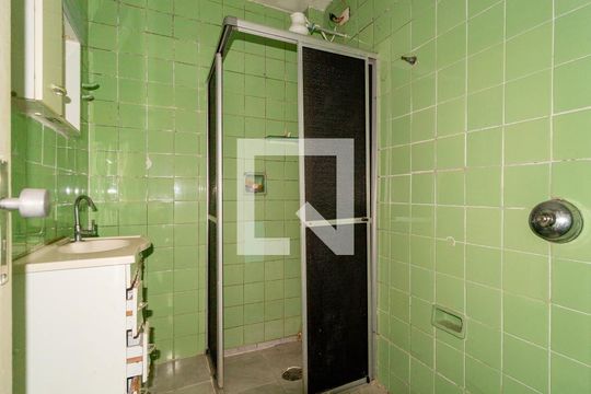 Banheiro de apartamento à venda com 1 quarto, 40m² em Brás, São Paulo