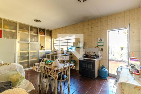 Cozinha de casa à venda com 7 quartos, 304m² em Campos Elíseos, São Paulo