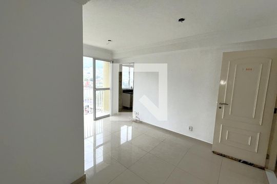 Sala de apartamento para alugar com 2 quartos, 46m² em Vicente de Carvalho, Rio de Janeiro
