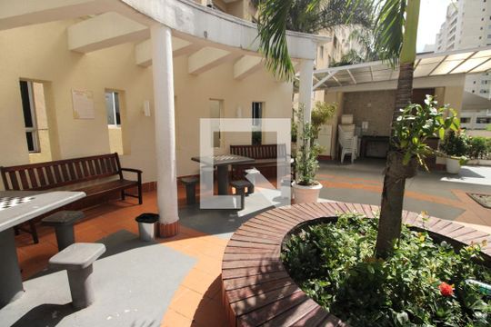 Área comum de apartamento para alugar com 2 quartos, 46m² em Vicente de Carvalho, Rio de Janeiro