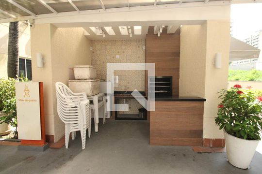 Área comum - Churrasqueira de apartamento para alugar com 2 quartos, 46m² em Vicente de Carvalho, Rio de Janeiro