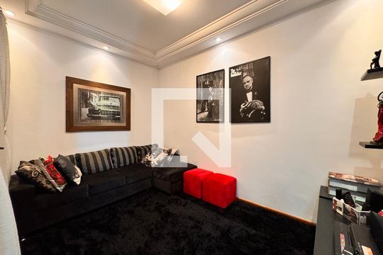 Sala de tv de casa à venda com 3 quartos, 140m² em Utinga, Santo André
