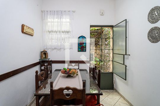 Copa de casa à venda com 6 quartos, 139m² em Santa Rosa, Niterói
