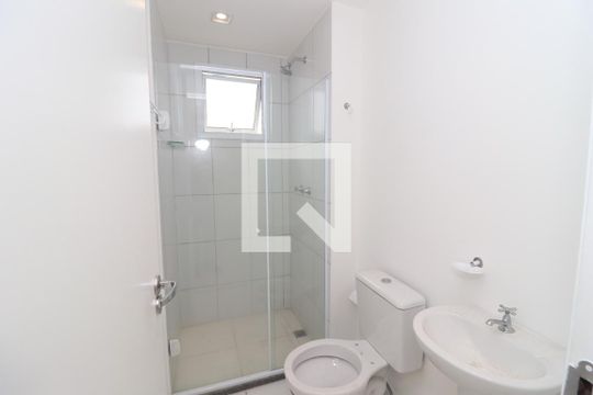 Banheiro de apartamento para alugar com 2 quartos, 50m² em Vila Matilde, São Paulo
