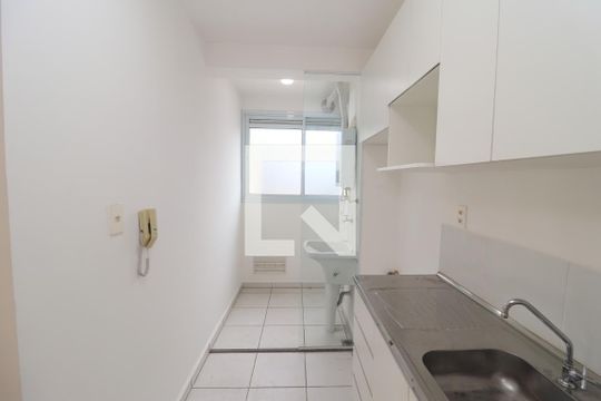 Cozinha de apartamento para alugar com 2 quartos, 50m² em Vila Matilde, São Paulo