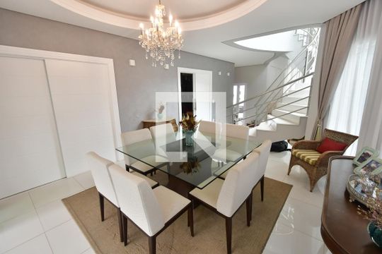 Sala 2 de casa de condomínio à venda com 4 quartos, 311m² em Saint Helene, Campinas