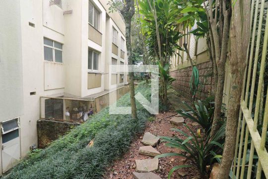 Jardim de apartamento à venda com 1 quarto, 49m² em Santa Tereza, Porto Alegre