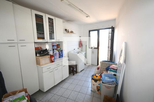 Área de Serviço de casa à venda com 3 quartos, 400m² em Jardim Santa Cruz (campo Grande), São Paulo