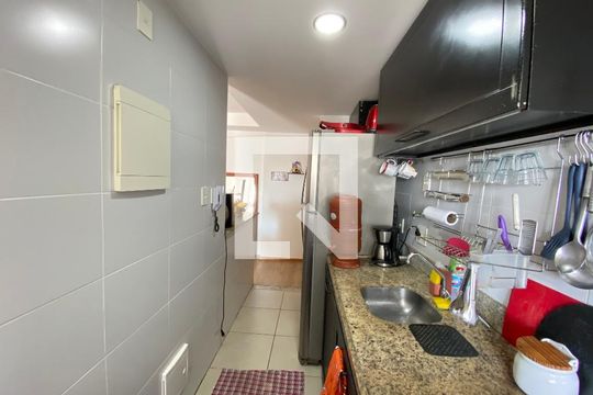 Cozinha de apartamento para alugar com 3 quartos, 74m² em Cachambi, Rio de Janeiro