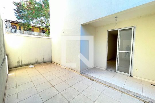 Área Privativa área livre de apartamento à venda com 2 quartos, 64m² em João Pinheiro, Belo Horizonte
