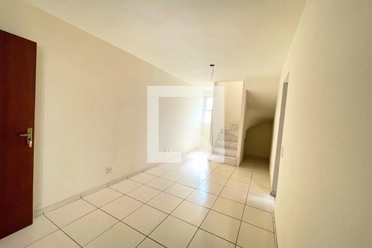 Sala de apartamento à venda com 2 quartos, 108m² em João Pinheiro, Belo Horizonte
