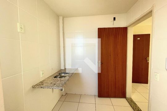 Cozinha de apartamento à venda com 2 quartos, 108m² em João Pinheiro, Belo Horizonte
