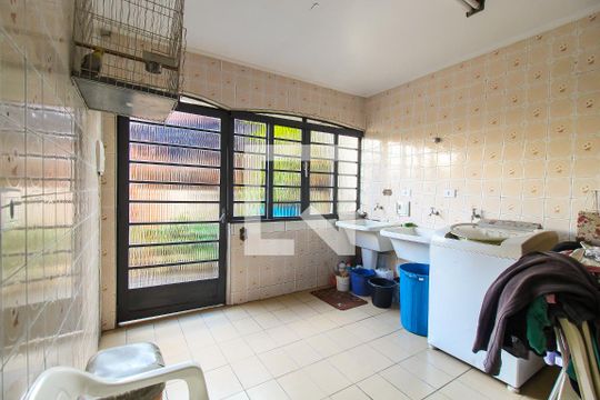 Área de Serviço de casa para alugar com 3 quartos, 270m² em Vila Curuçá Velha, São Paulo