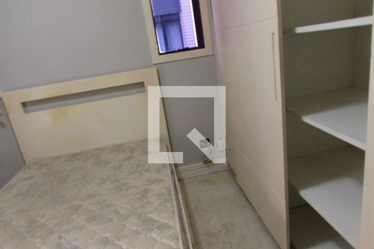Quarto de apartamento à venda com 1 quarto, 38m² em Vila Suzana, São Paulo