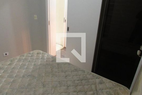 Quarto de apartamento à venda com 1 quarto, 38m² em Vila Suzana, São Paulo