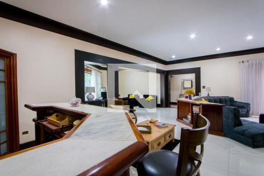 Sala de casa para alugar com 3 quartos, 373m² em Jardim Bela Vista, Santo André