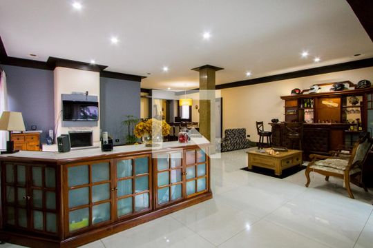 Casa para alugar com 3 quartos, 373m² em Jardim Bela Vista, Santo André