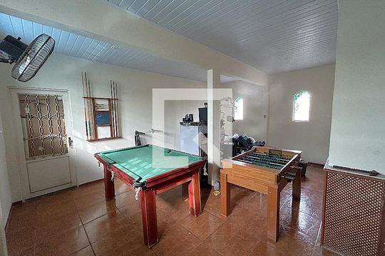 Espaço de Jogos de casa para alugar com 3 quartos, 400m² em Marechal Hermes, Rio de Janeiro