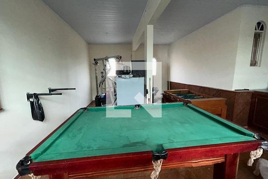 Espaço de Jogos de casa para alugar com 3 quartos, 400m² em Marechal Hermes, Rio de Janeiro