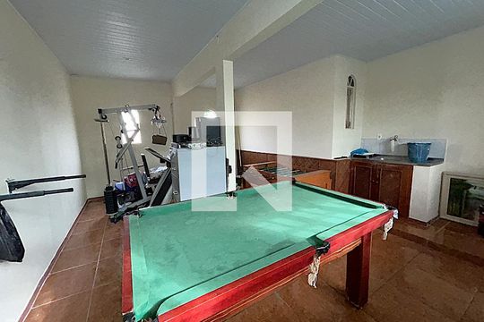 Espaço de Jogos de casa para alugar com 3 quartos, 400m² em Marechal Hermes, Rio de Janeiro