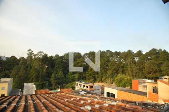 Edícula de casa à venda com 5 quartos, 300m² em Jardim Andrea Demarchi, São Bernardo do Campo