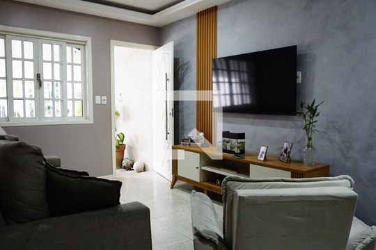 Sala de casa de condomínio à venda com 3 quartos, 150m² em Anil, Rio de Janeiro