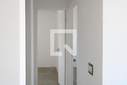 Corredor de apartamento à venda com 2 quartos, 64m² em Jardim Santa Cruz (sacomã), São Paulo
