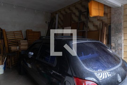 Garagem de casa à venda com 2 quartos, 230m² em Vila Dalila, São Paulo
