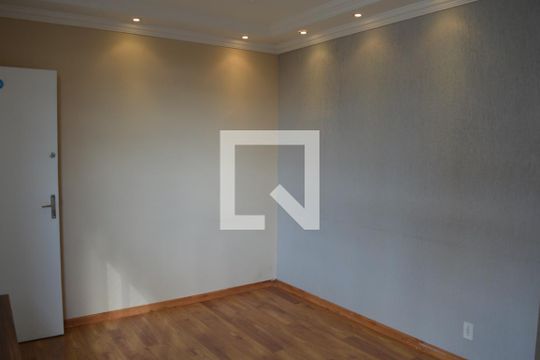 Sala de apartamento à venda com 2 quartos, 46m² em Bom Jesus, Contagem