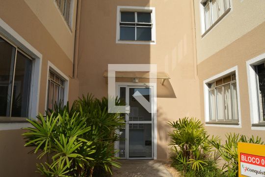 Fachada do bloco de apartamento à venda com 2 quartos, 46m² em Bom Jesus, Contagem