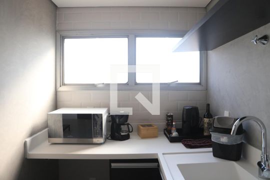 Cozinha de apartamento à venda com 2 quartos, 95m² em Vila Clementino, São Paulo