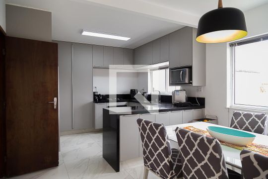 Cozinha de casa à venda com 4 quartos, 180m² em Vila Santa Catarina, São Paulo