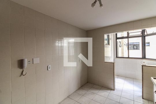 Cozinha de apartamento à venda com 3 quartos, 120m² em Recreio dos Bandeirantes, Rio de Janeiro