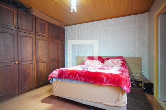 Suíte de casa à venda com 2 quartos, 240m² em Sarandi, Porto Alegre